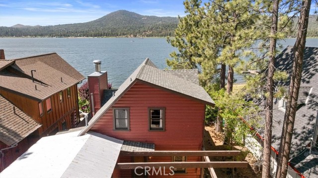 Detail Gallery Image 27 of 32 For 115 Lagunita Ln, Big Bear Lake,  CA 92315 - 4 Beds | 2 Baths