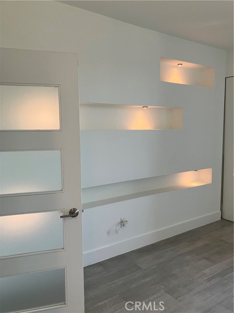 Detail Gallery Image 6 of 29 For 8811 Burton Way #209,  Los Angeles,  CA 90048 - 1 Beds | 1 Baths