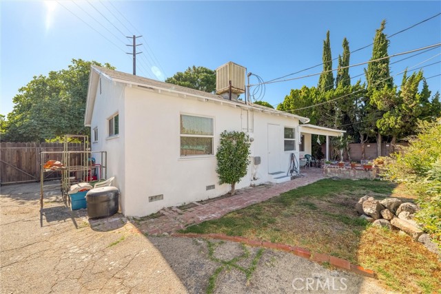 6232 Riverton Avenue, North Hollywood CA: https://media.crmls.org/medias/4bd9bc35-8e72-4465-97ca-8bd2421fc321.jpg