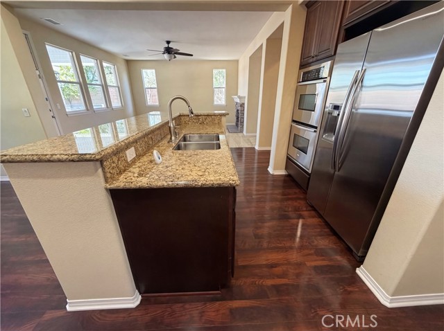 Detail Gallery Image 10 of 34 For 28327 Serenity Falls Way, Menifee,  CA 92585 - 4 Beds | 3/1 Baths