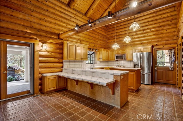 Detail Gallery Image 6 of 35 For 15756 Fitzgerald Ct, Forest Ranch,  CA 95942 - 2 Beds | 3 Baths