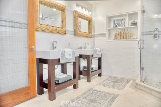 27062 Calle Juanita, Dana Point CA: https://media.crmls.org/medias/4bdbc05a-222a-44cd-8365-8e6b76795e24.jpg