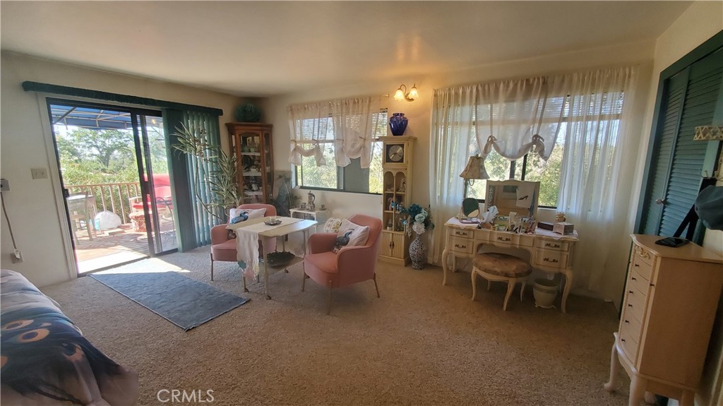 https://media.crmls.org/medias/4bdbea3e-6a10-4159-8ad8-65f9f40acfad.jpg?preset=X-Large