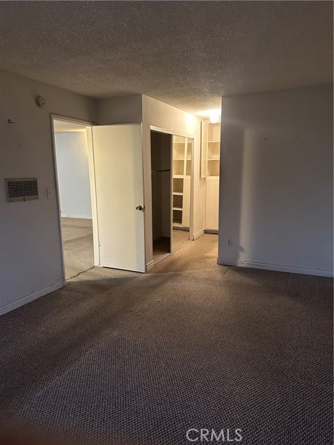 Detail Gallery Image 8 of 14 For 18530 Hatteras St #212,  Tarzana,  CA 91356 - 2 Beds | 2 Baths