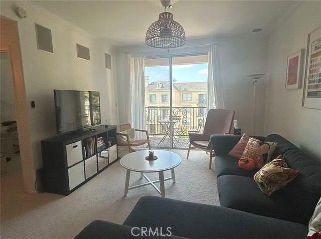 Front Image Thumbnail for CROC26044599