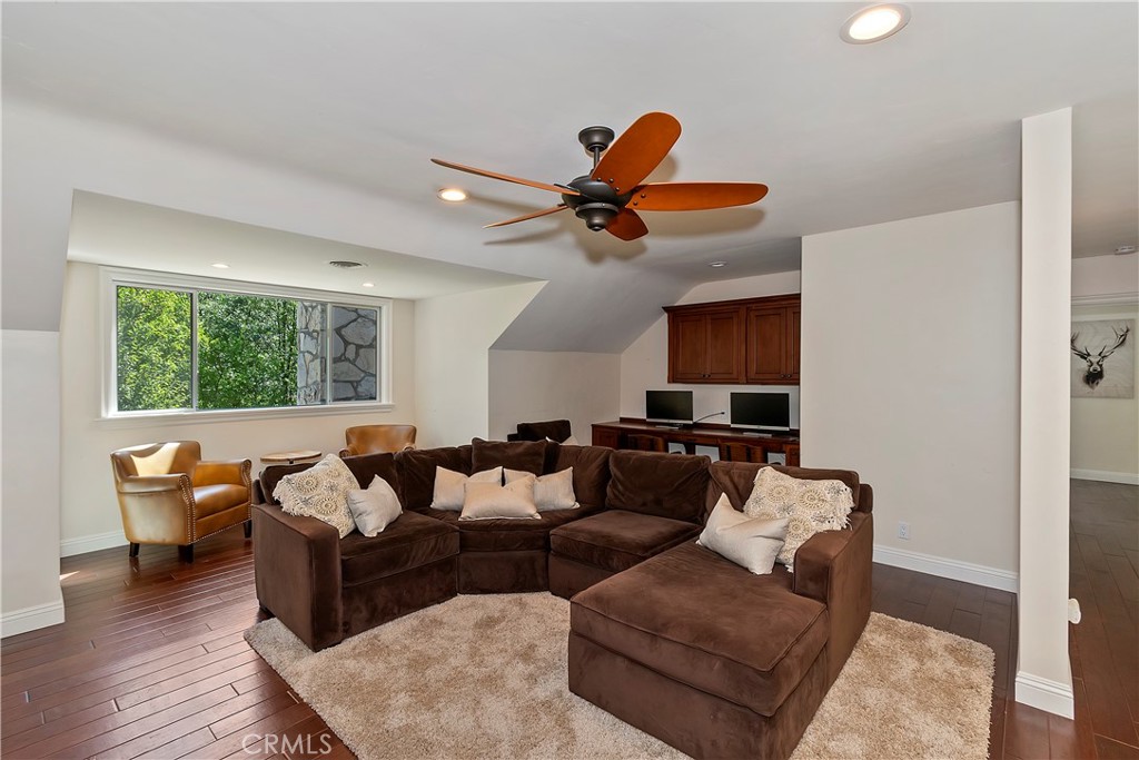 MLS #IG25184788 image #31