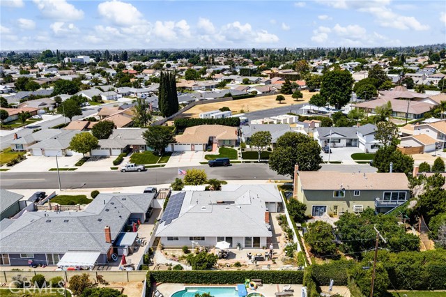 651 Lemke Drive, Placentia CA: https://media.crmls.org/medias/4be05a91-f360-4853-85eb-af9f48ecf2f5.jpg