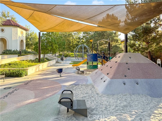 Detail Gallery Image 72 of 74 For 113 Imagination Trail, Irvine,  CA 92620 - 4 Beds | 3/1 Baths