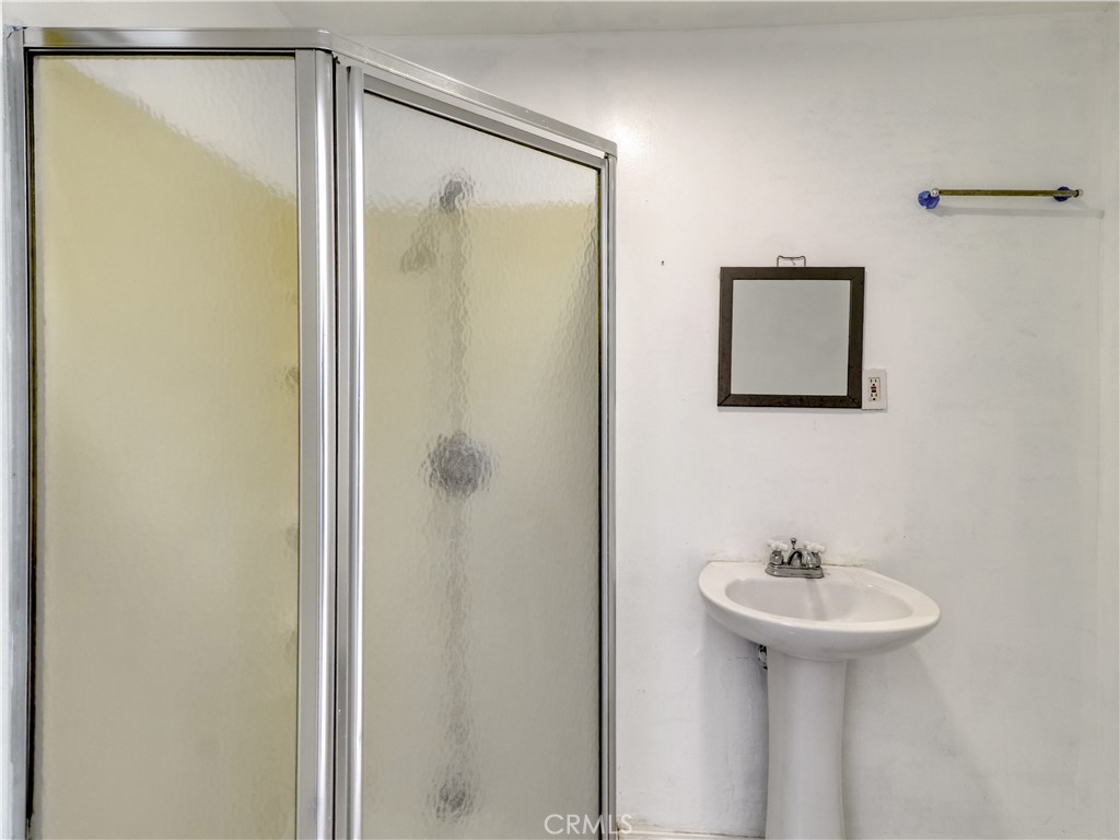 https://media.crmls.org/medias/4be20778-c9df-4246-a70e-2bd96edfa3df.jpg?preset=X-Large