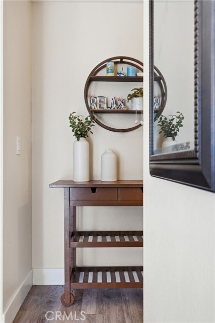 Detail Gallery Image 5 of 41 For 17601 Newland #H,  Huntington Beach,  CA 92647 - 3 Beds | 2/1 Baths