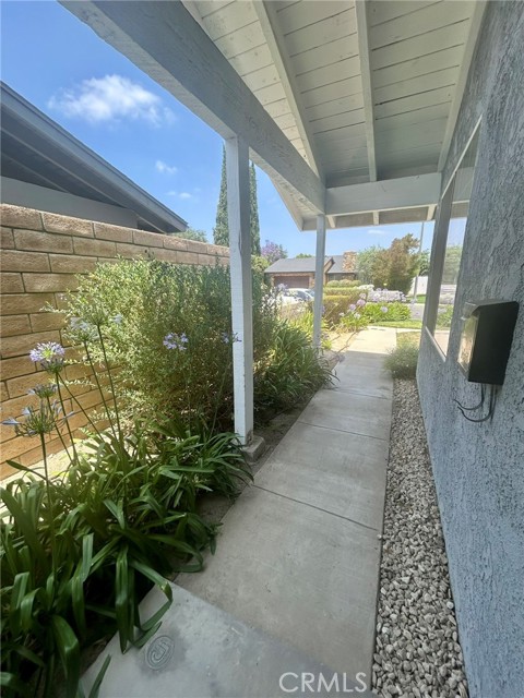 3964 Hibbert Court, Simi Valley CA: https://media.crmls.org/medias/4be39a0a-2516-4071-92c1-23aab5d7e465.jpg