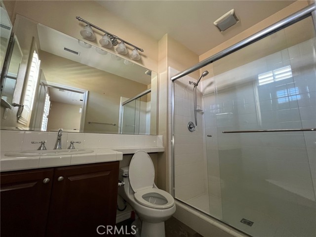14538 Eagle River Road, Eastvale CA: https://media.crmls.org/medias/4be40d55-cfad-40c3-b507-ef04885b62bf.jpg