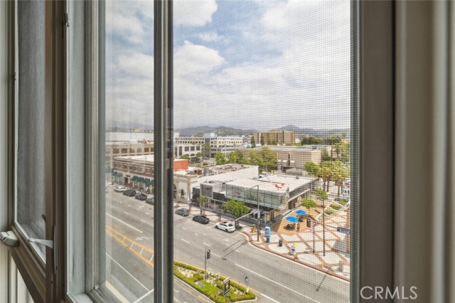 Detail Gallery Image 44 of 71 For 619 Caruso Ave, Glendale,  CA 91210 - 2 Beds | 3 Baths