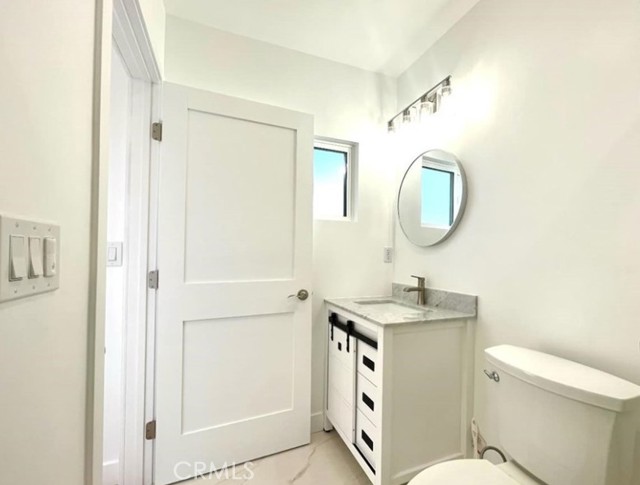 Detail Gallery Image 6 of 10 For 624 W 38th St a,  San Pedro,  CA 90731 - 1 Beds | 1 Baths