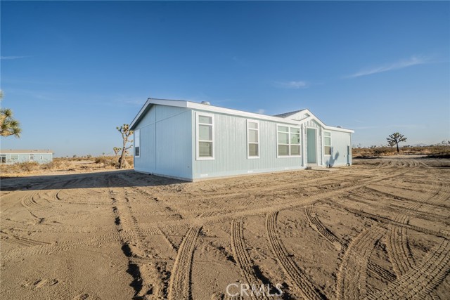 Detail Gallery Image 6 of 42 For 13325 Eaby Rd, Phelan,  CA 92371 - 4 Beds | 2 Baths