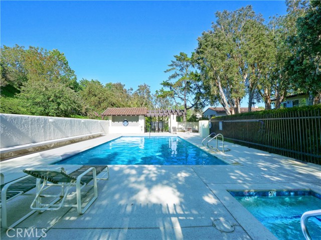 Detail Gallery Image 30 of 34 For 17 Aspen Way, Rolling Hills Estates,  CA 90274 - 3 Beds | 3 Baths