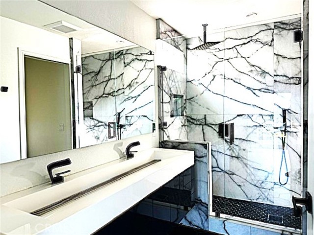 1063 Redding Avenue, Costa Mesa CA: https://media.crmls.org/medias/4be9bfb7-b904-4404-b320-6cc0c0b33251.jpg