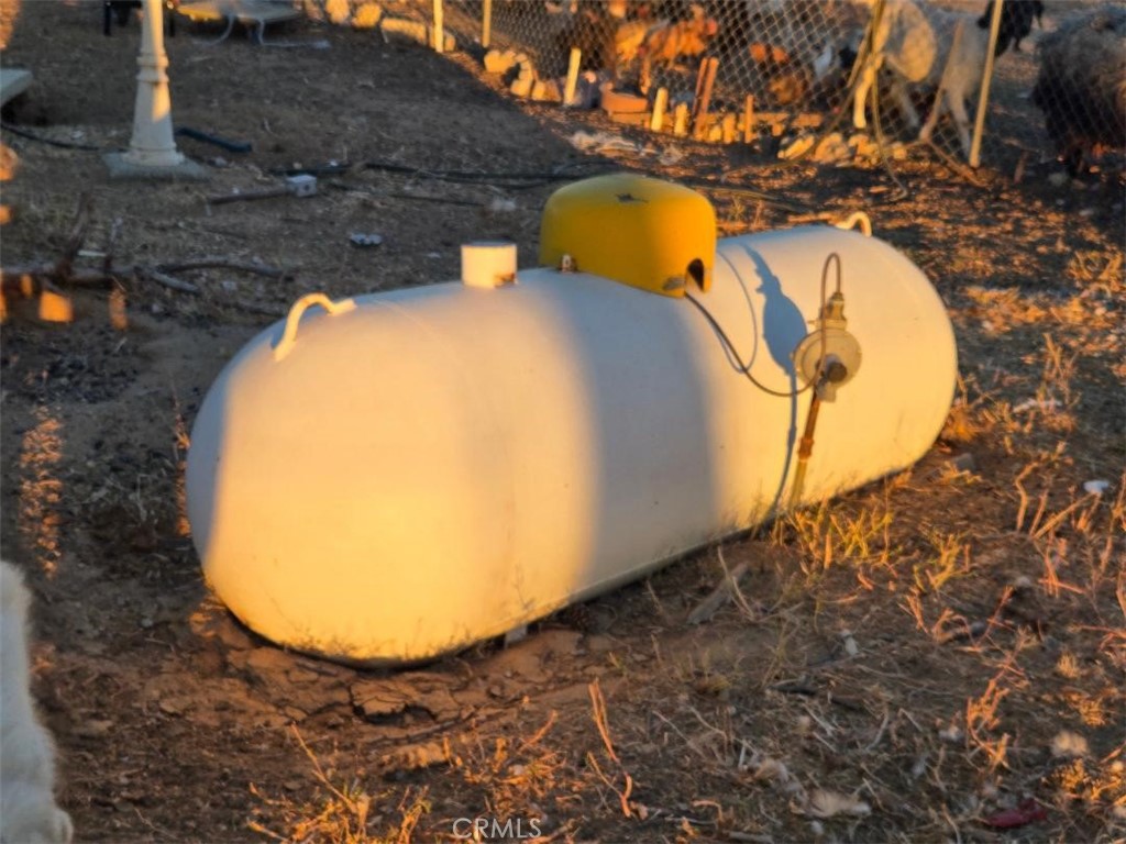 https://media.crmls.org/medias/4be9f7db-a371-4369-bc2d-91f9ab47cb3b.jpg?preset=X-Large