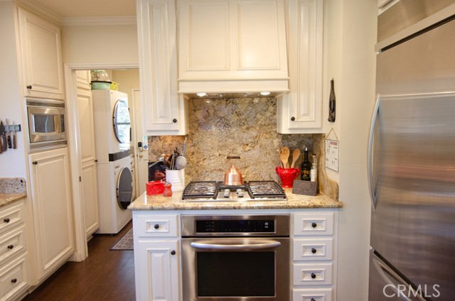 Detail Gallery Image 13 of 27 For 2151 E Mountain St, Pasadena,  CA 91104 - 3 Beds | 2 Baths