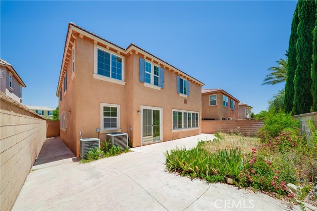 5662 Galasso Avenue, Fontana CA: https://media.crmls.org/medias/4beaf718-5ee9-4065-9040-06d0802358db.jpg