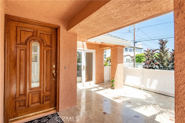 2204 Dufour Avenue, Redondo Beach, California 90278, 3 Bedrooms Bedrooms, ,2 BathroomsBathrooms,Residential,Sold,Dufour,SB22166014