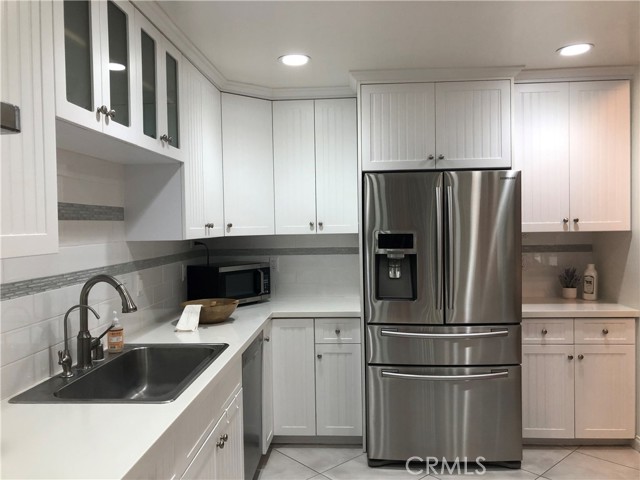 380 South Orange Grove Bl, 8 photo 7
