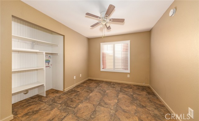 Detail Gallery Image 17 of 28 For 2740 Banyan Tree Ln, Hemet,  CA 92545 - 3 Beds | 2 Baths