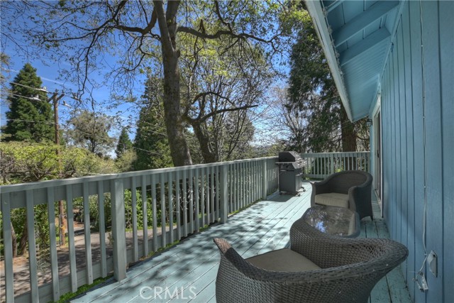 22365 Pine Drive, Cedarpines Park CA: https://media.crmls.org/medias/4bee9f9e-f730-4810-83c9-8719795ff0e4.jpg
