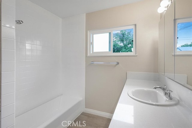 2216 Canehill Avenue, Long Beach CA: https://media.crmls.org/medias/4bef08a4-03c8-4371-a3c3-8f8a999a04fd.jpg
