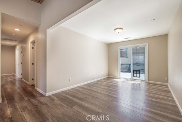 Detail Gallery Image 14 of 38 For 330 Sites Way, Big Bear City,  CA 92314 - 3 Beds | 2 Baths