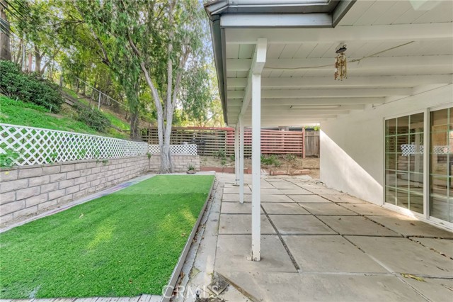 Detail Gallery Image 34 of 43 For 20416 Coulson, Woodland Hills,  CA 91367 - 3 Beds | 2/1 Baths
