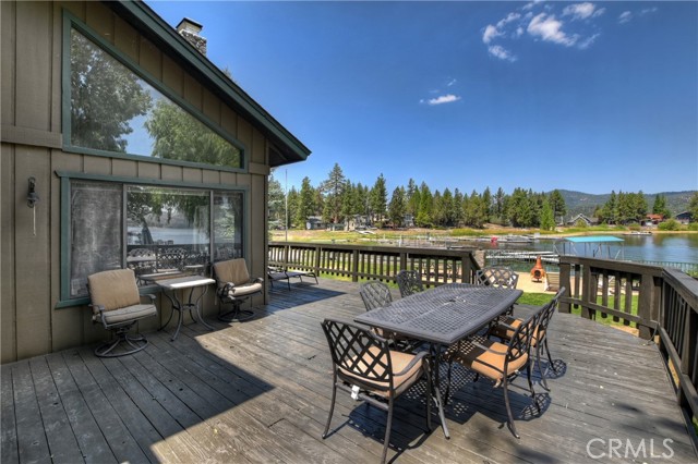 488 Lakeview Court, Big Bear Lake CA: https://media.crmls.org/medias/4bf0523e-3b26-4c80-84f9-88285e9f2027.jpg