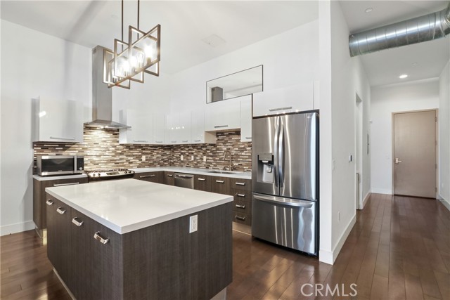 Front Image Thumbnail for CRPW25253817