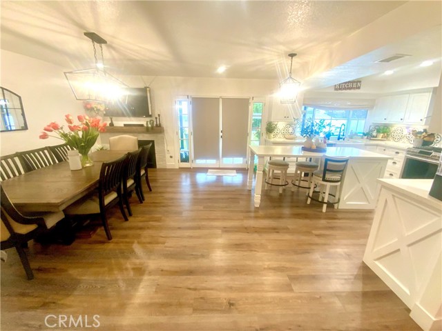 2416 Hialeah Circle, Norco CA: https://media.crmls.org/medias/4bf238e9-cd51-4005-8741-060dfe5cc846.jpg