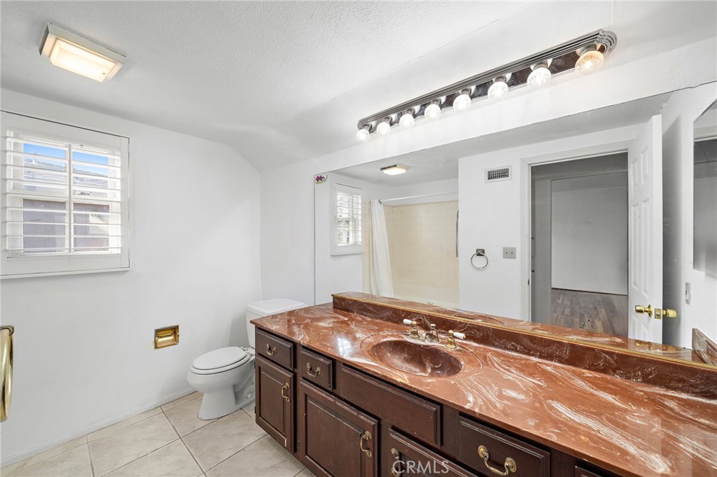 MLS #OC25258635 image #26