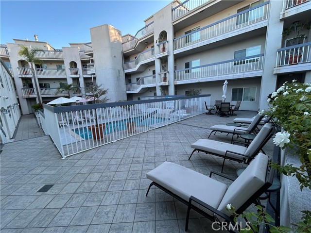 Detail Gallery Image 18 of 20 For 4242 Stansbury Ave #203,  Sherman Oaks,  CA 91423 - 2 Beds | 2 Baths