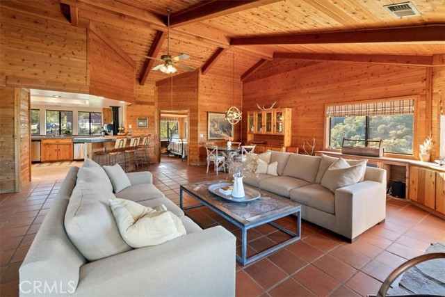 Detail Gallery Image 5 of 62 For 7975 Nacimiento Lake Dr, Paso Robles,  CA 93446 - 6 Beds | 3/1 Baths