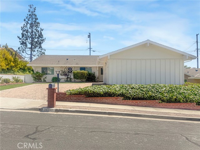 28231 Trailriders Drive, Rancho Palos Verdes CA: https://media.crmls.org/medias/4bf56fcc-1402-41be-b00a-9b8019259d3c.jpg