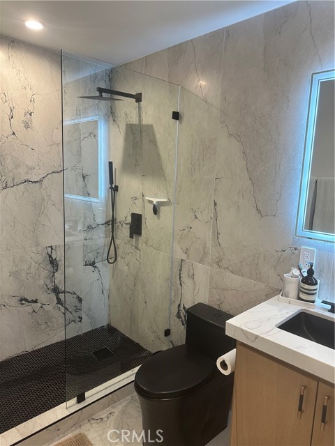13902 Regentview Avenue, Bellflower CA: https://media.crmls.org/medias/4bf57ce0-4242-4861-8cdc-df5d0e43c834.jpg