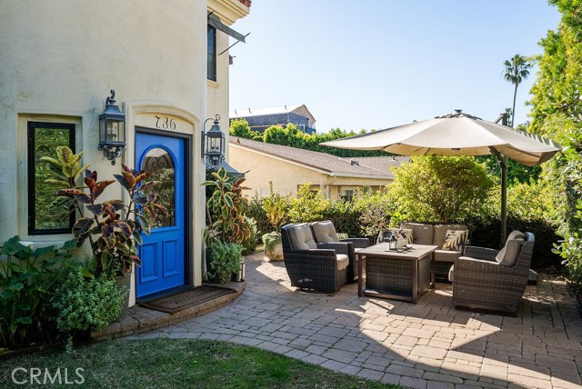 Detail Gallery Image 24 of 25 For 736 14th, Huntington Beach,  CA 92648 - 5 Beds | 3/1 Baths