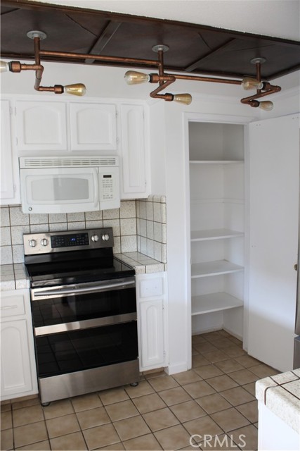 Detail Gallery Image 8 of 21 For 3141 Forest Grove, Atwater,  CA 95301 - 3 Beds | 2 Baths