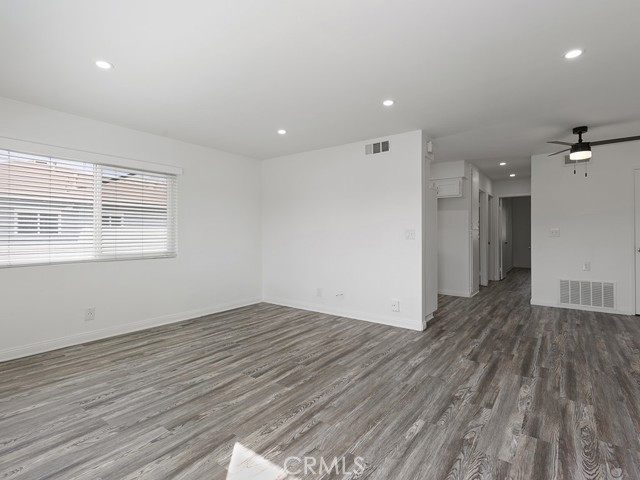 20757 Plum Canyon Road, Saugus CA: https://media.crmls.org/medias/4bf8c32e-78a7-4a80-9394-cbe38f1bfb92.jpg