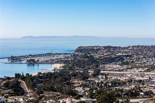 4101 Calle Mayo, San Clemente CA: https://media.crmls.org/medias/4bf9626c-ac87-4f16-aec2-5b1d73bece5d.jpg