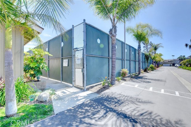 Detail Gallery Image 35 of 43 For 2486 Napoli Way, Costa Mesa,  CA 92627 - 3 Beds | 2 Baths
