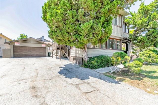 325 S Los Robles Avenue, Pasadena CA: https://media.crmls.org/medias/4bf98a6f-b09b-42ff-89e0-3fb16a008c47.jpg