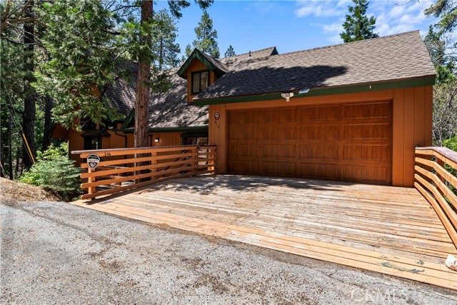 Detail Gallery Image 2 of 34 For 316 Burnt Mill Rd, Lake Arrowhead,  CA 92352 - 3 Beds | 3 Baths