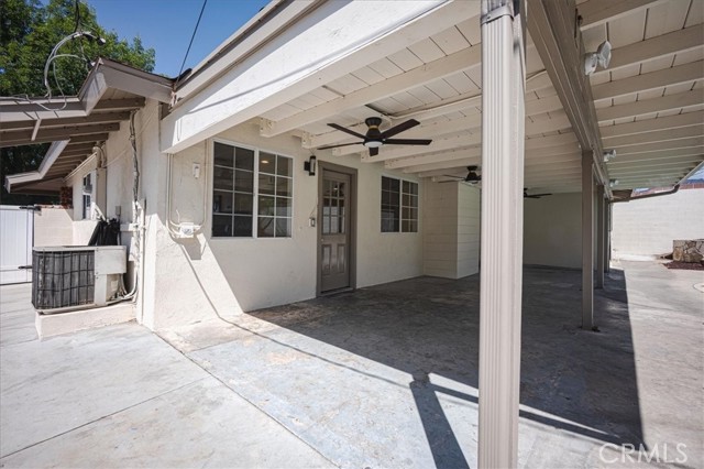 5718 N Galanto, Azusa CA: https://media.crmls.org/medias/4bfa1c4a-74e0-4291-96b8-5e5e49fd3ad4.jpg