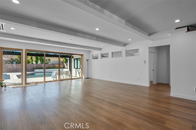 6334 Riggs Place, Los Angeles CA: https://media.crmls.org/medias/4bfa5d31-c7ff-4ddd-a5c5-394c77042735.jpg