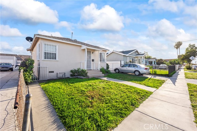 Detail Gallery Image 5 of 50 For 2820 Liberty, South Gate,  CA 90280 - – Beds | – Baths