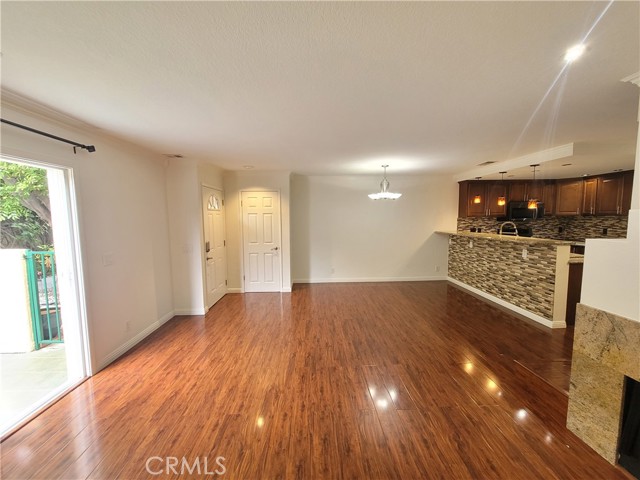 11076 Sharp Avenue, Mission Hills (San Fernando) CA: https://media.crmls.org/medias/4bfafb08-c356-4fac-9364-57cad62f6993.jpg